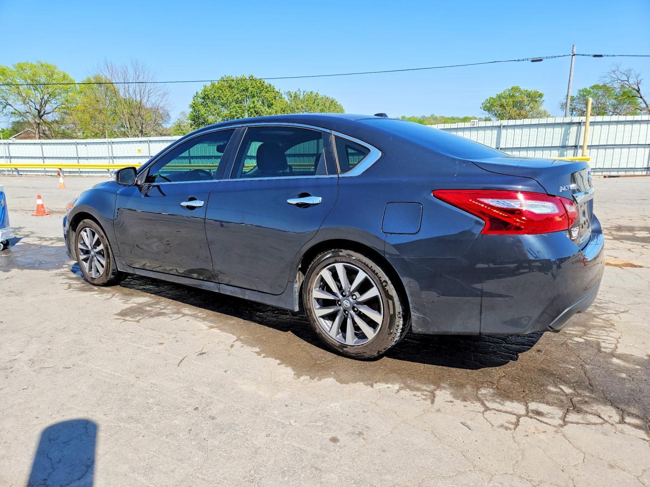 2017 NISSAN ALTIMA