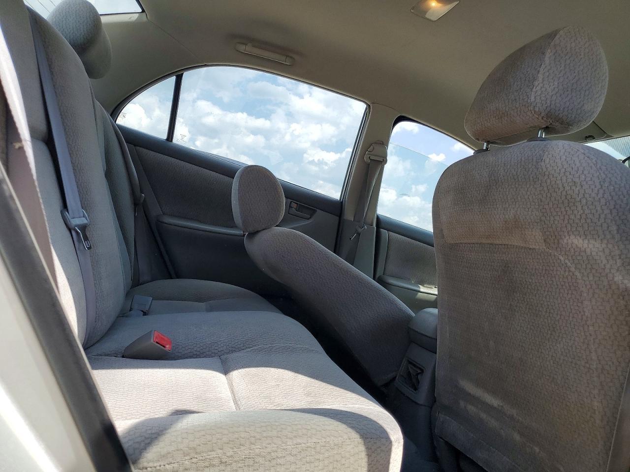 2003 TOYOTA COROLLA