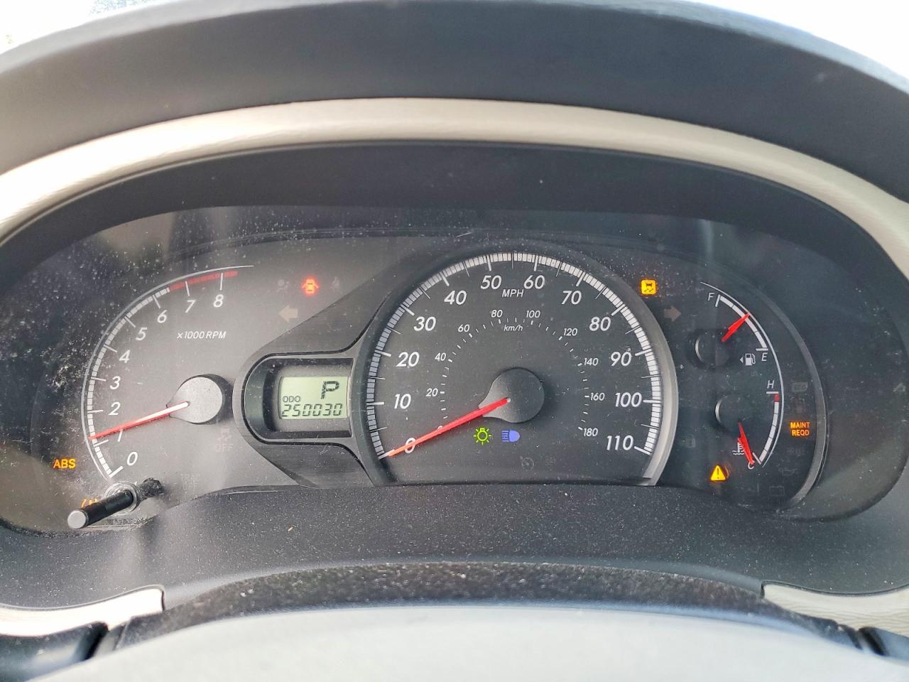 2013 TOYOTA SIENNA