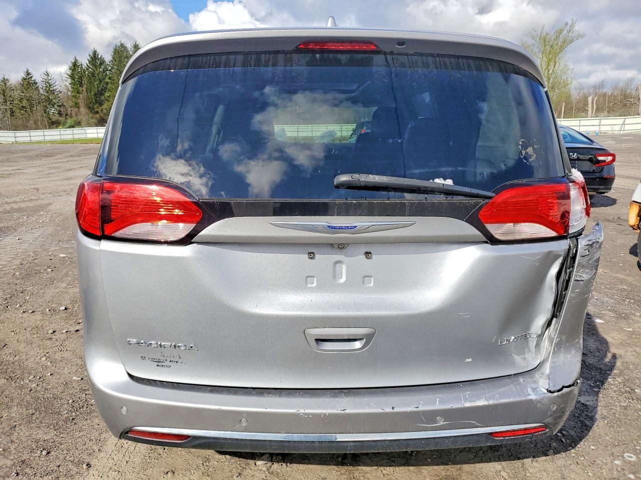 2019 CHRYSLER Pacifica
