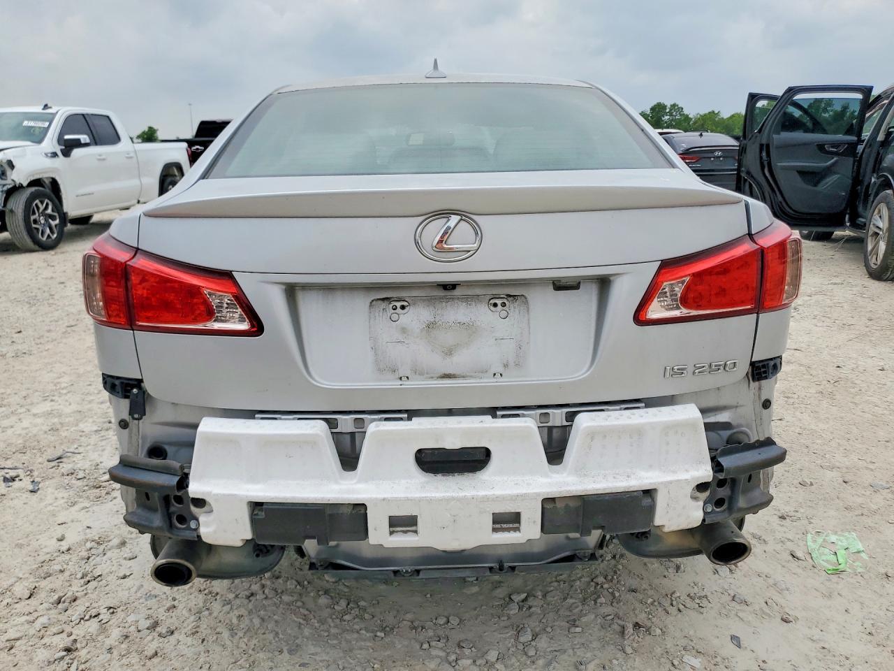 2011 LEXUS IS 250