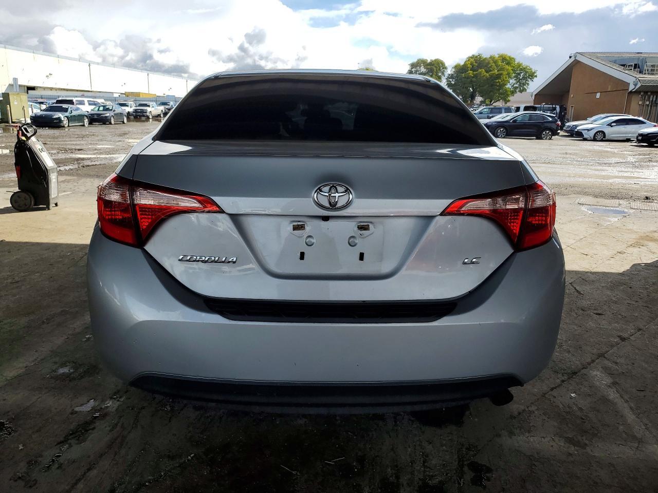 2017 TOYOTA COROLLA