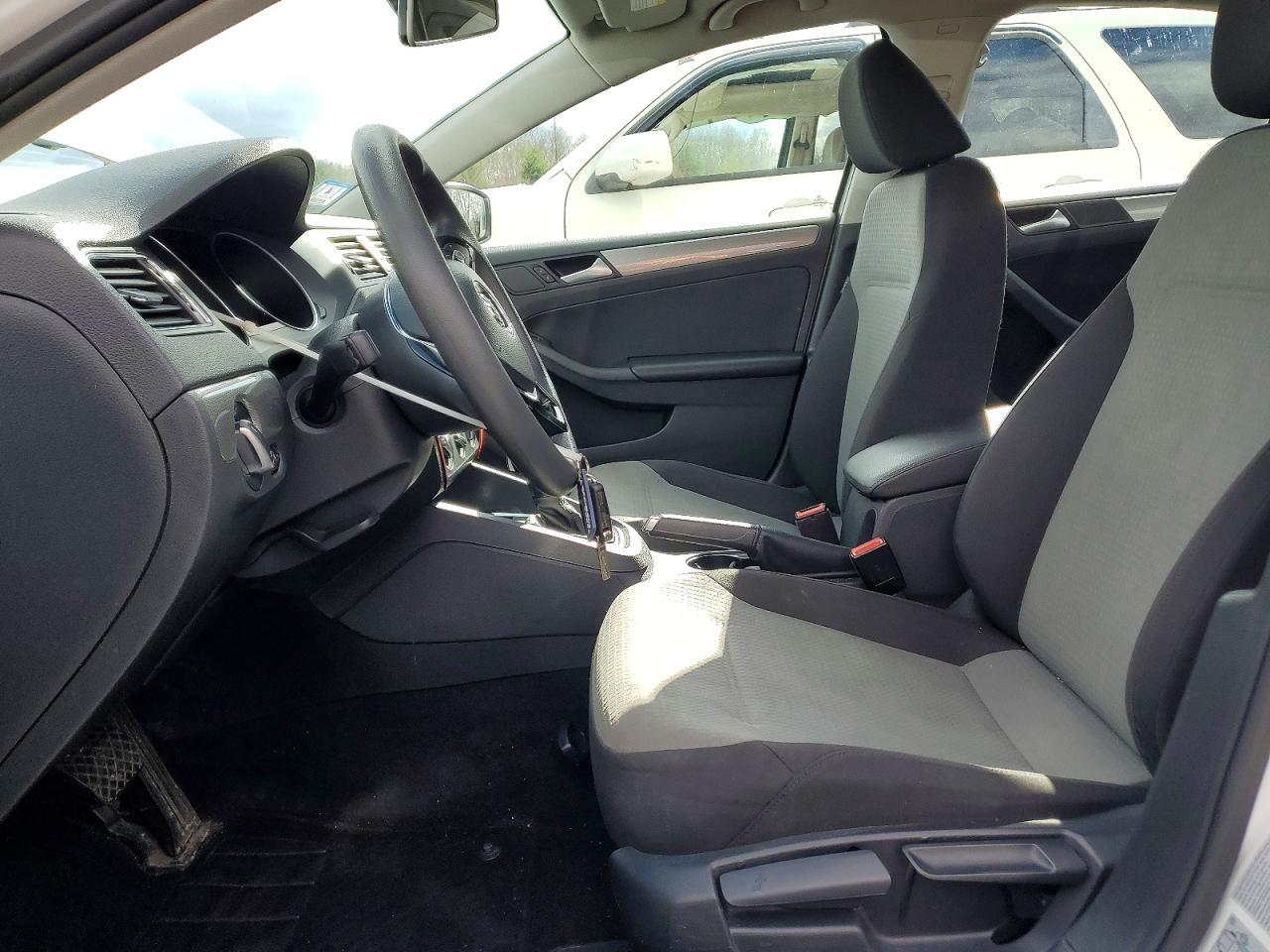 2017 VOLKSWAGEN JETTA