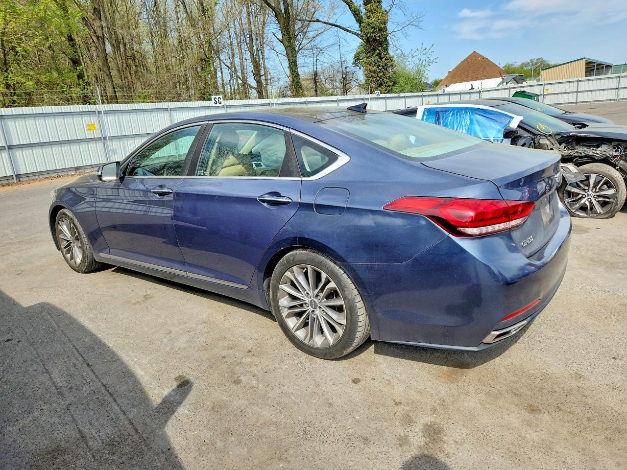 2015 HYUNDAI GENESIS