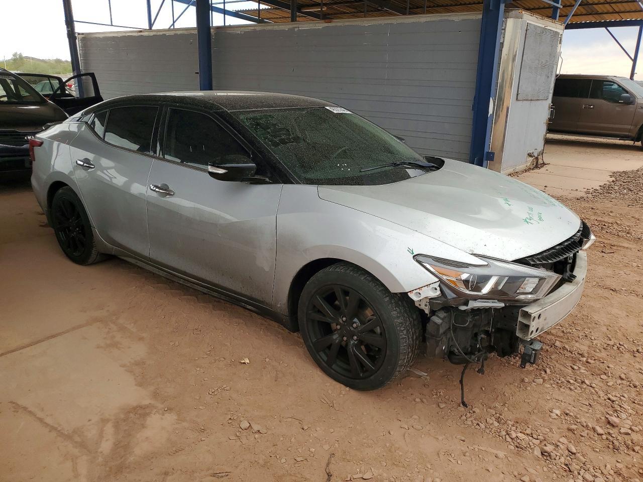 2018 NISSAN Maxima
