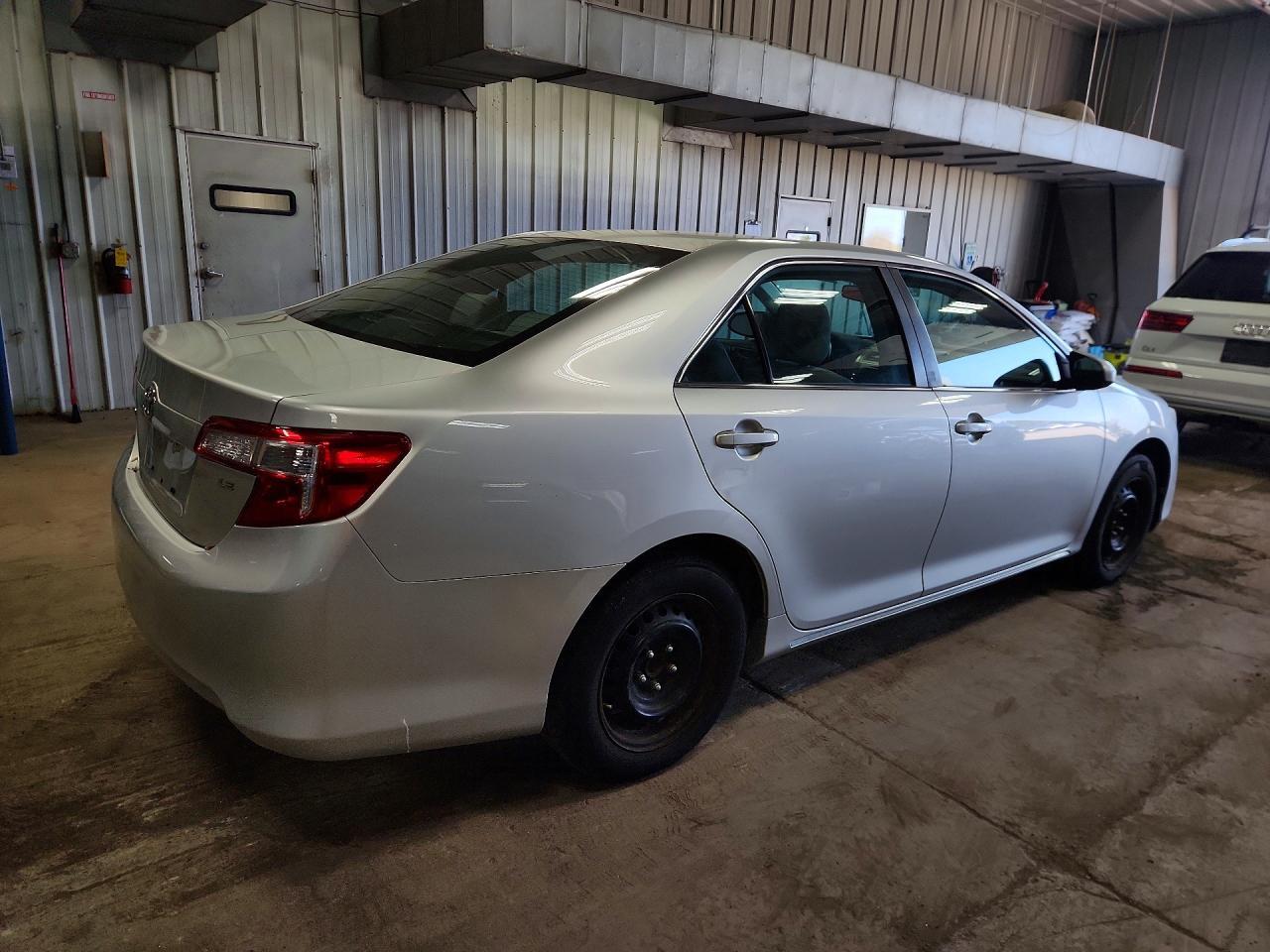 2013 TOYOTA CAMRY