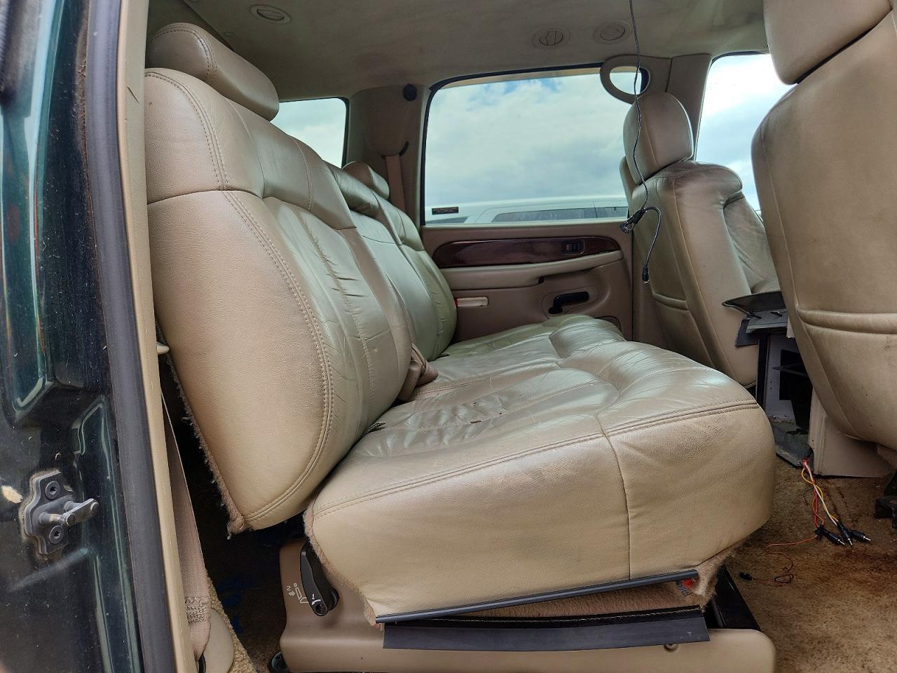 2001 CHEVROLET Suburban