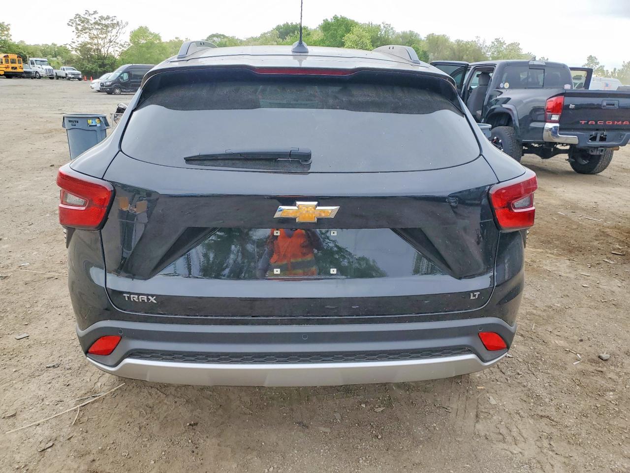 2025 CHEVROLET TRAX