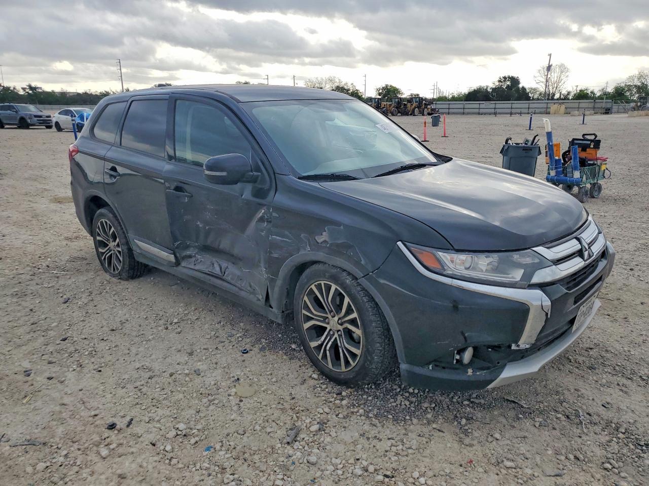 2018 MITSUBISHI outlander