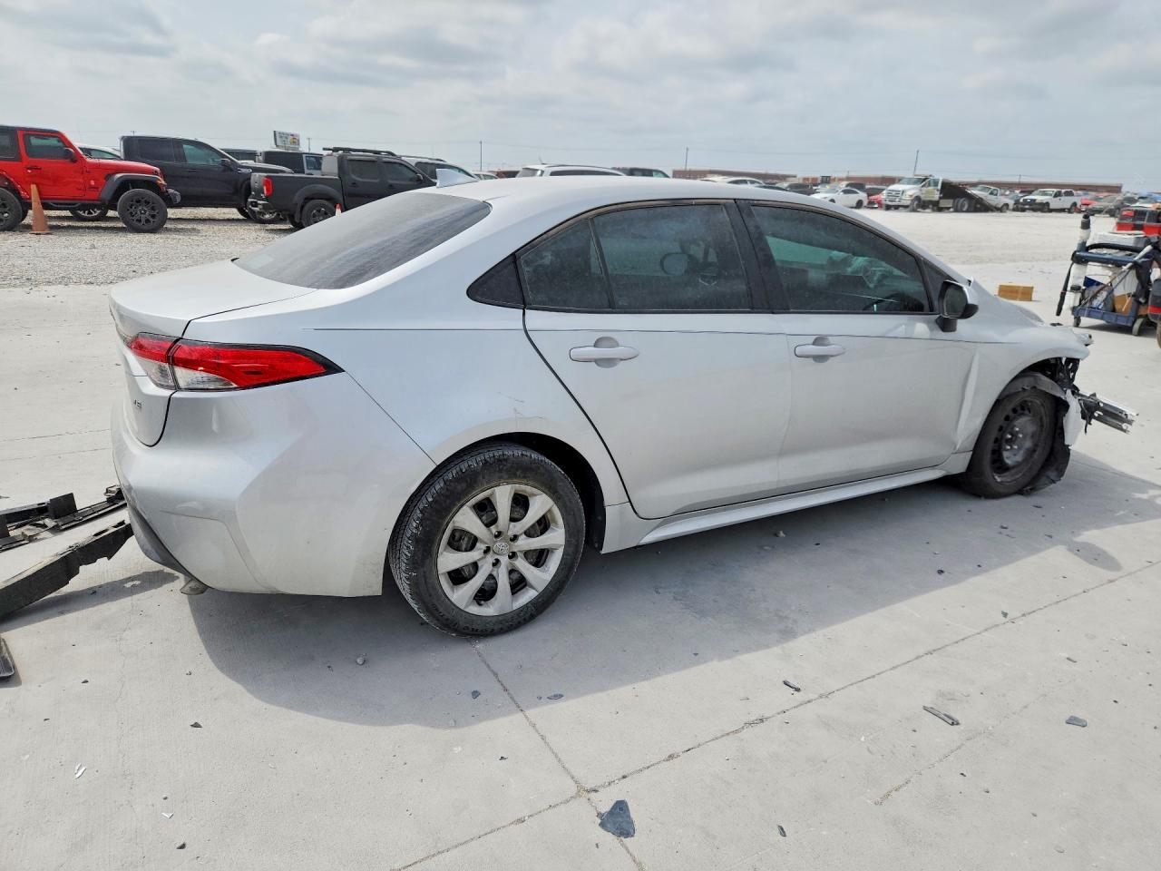 2025 TOYOTA COROLLA