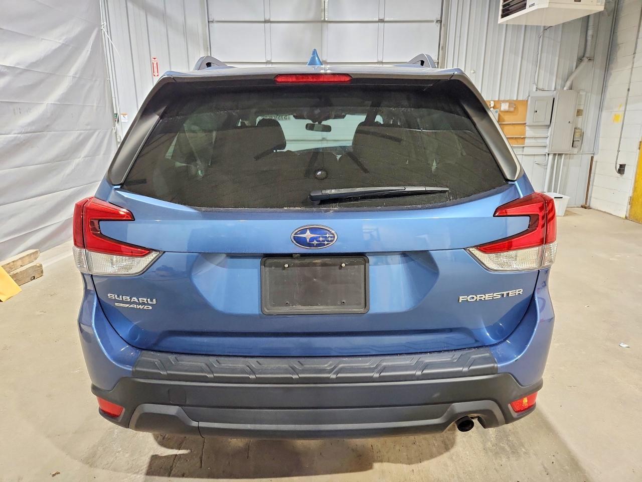 2022 SUBARU FORESTER