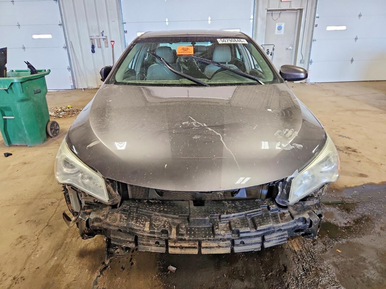 2015 TOYOTA CAMRY
