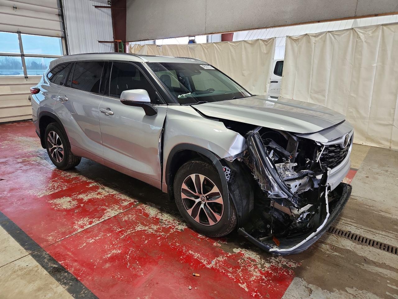 2021 TOYOTA HIGHLANDER