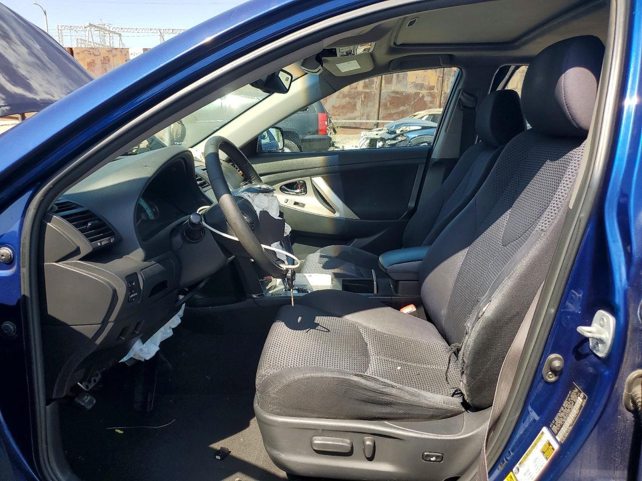 2010 TOYOTA CAMRY