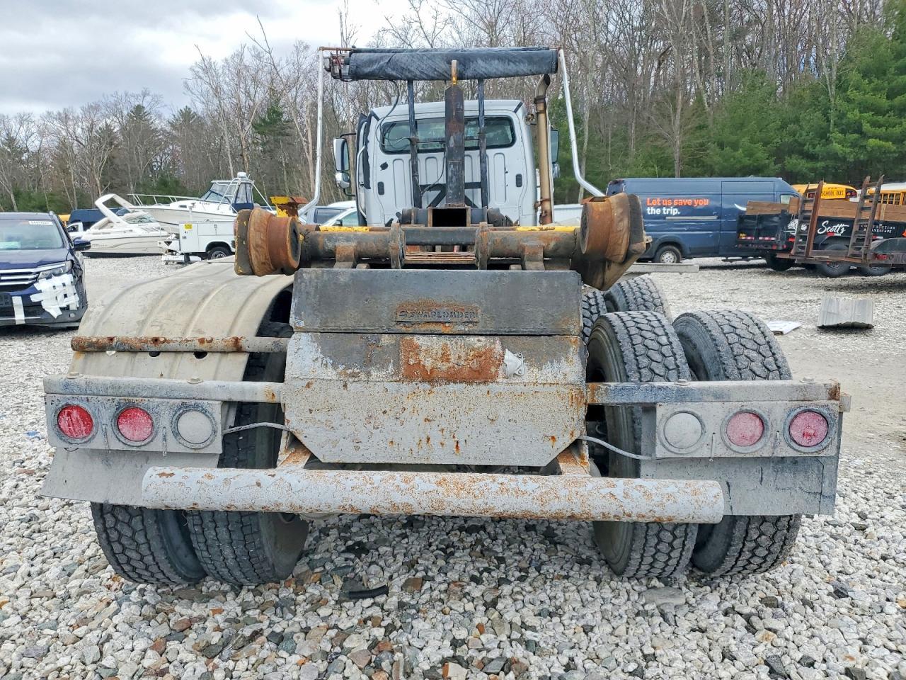 2013 FREIGHTLINER 114SD