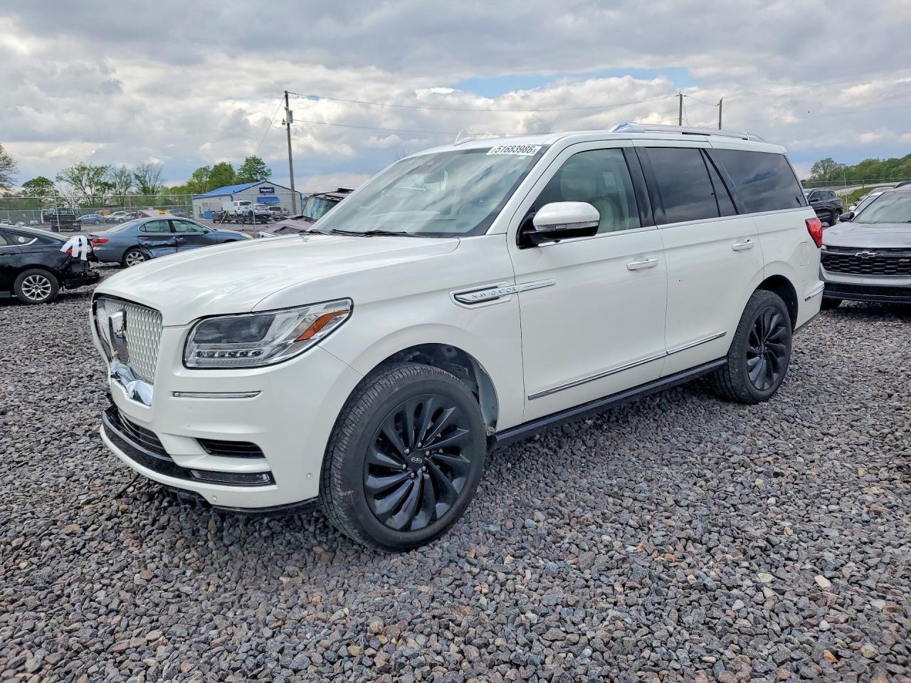 2021 LINCOLN Navigator