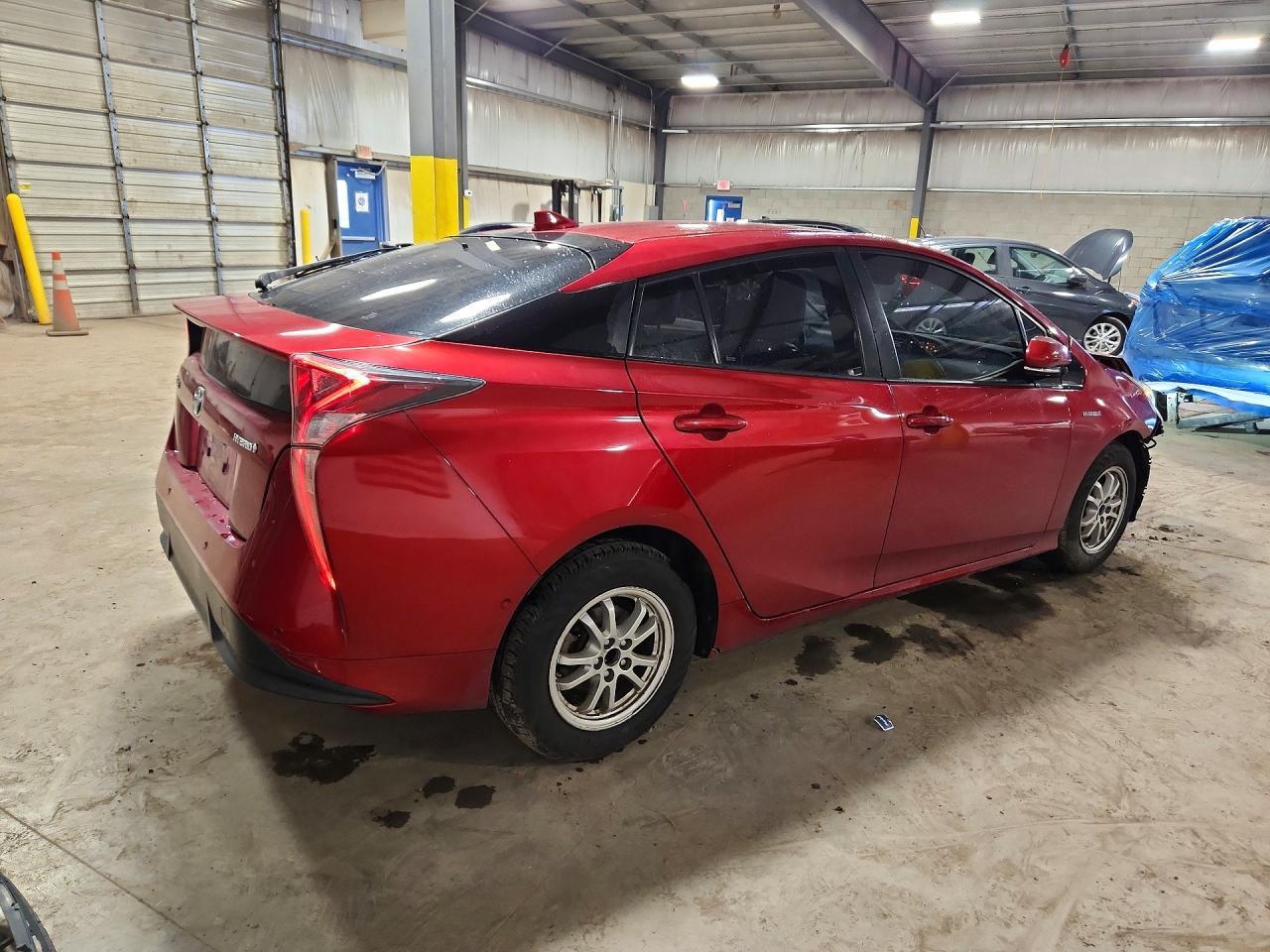 2017 TOYOTA PRIUS