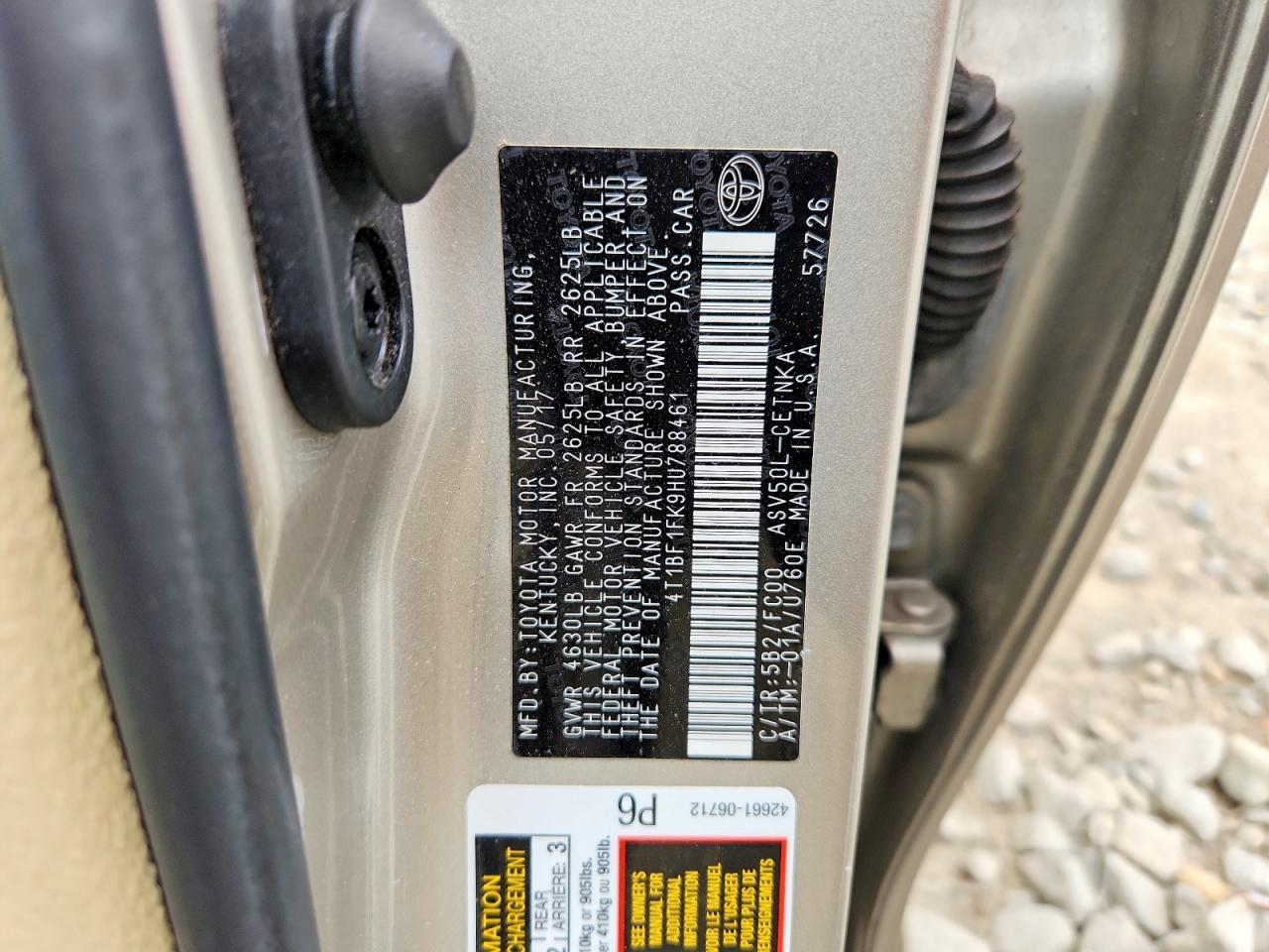 2017 TOYOTA CAMRY