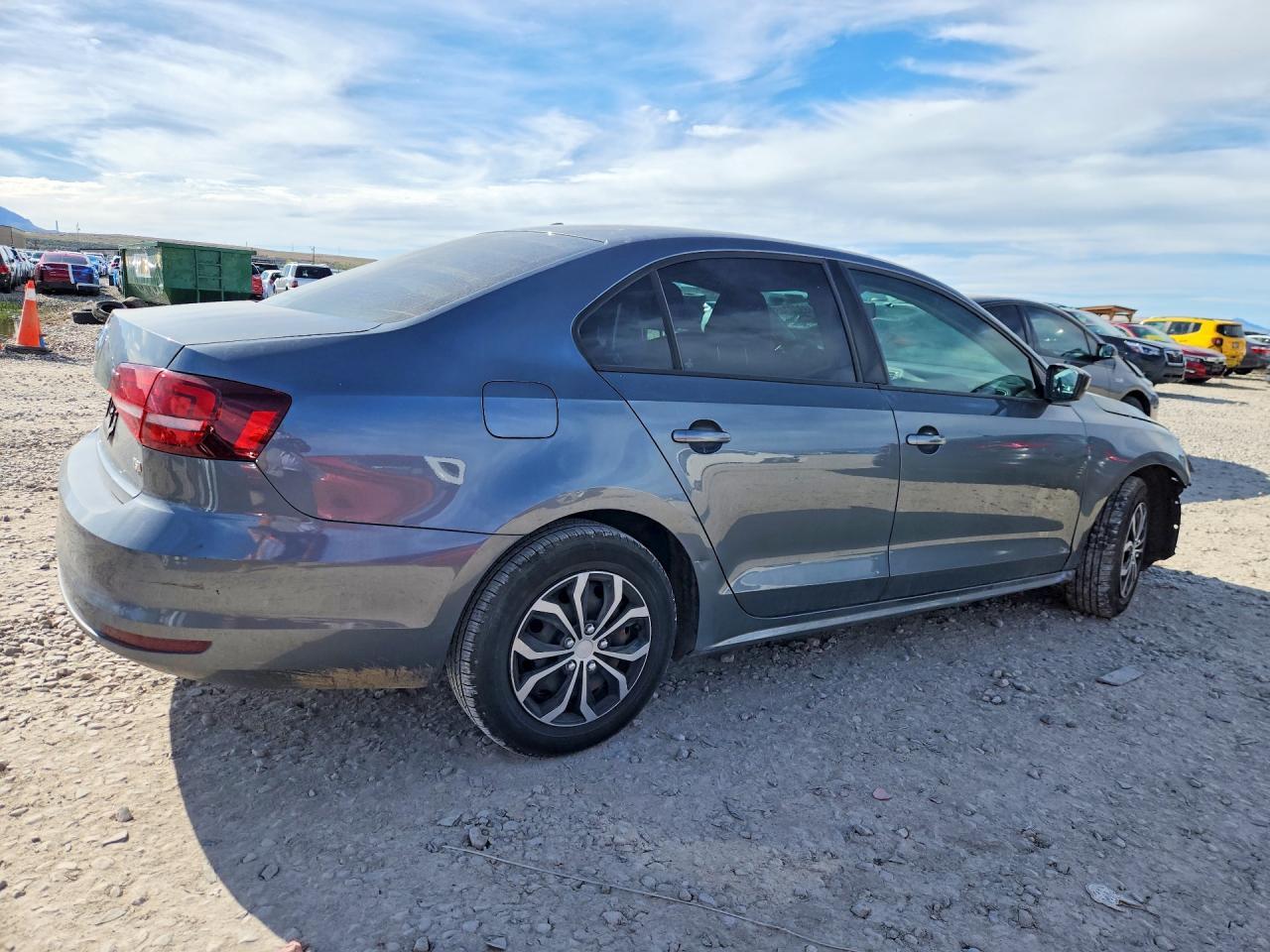 2016 VOLKSWAGEN JETTA