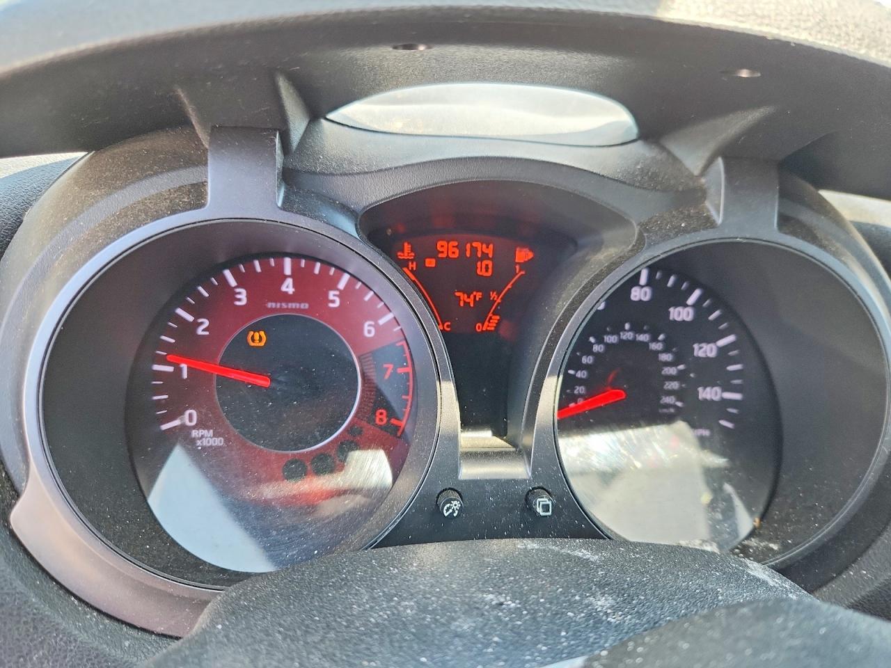 2013 NISSAN Juke