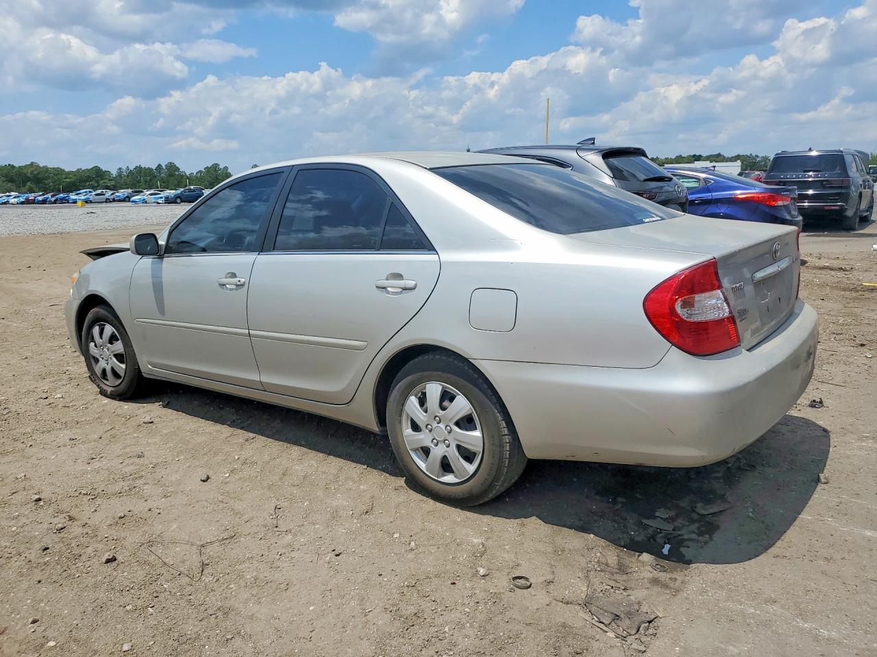2004 TOYOTA CAMRY