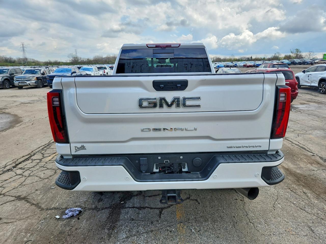 2024 GMC Sierra