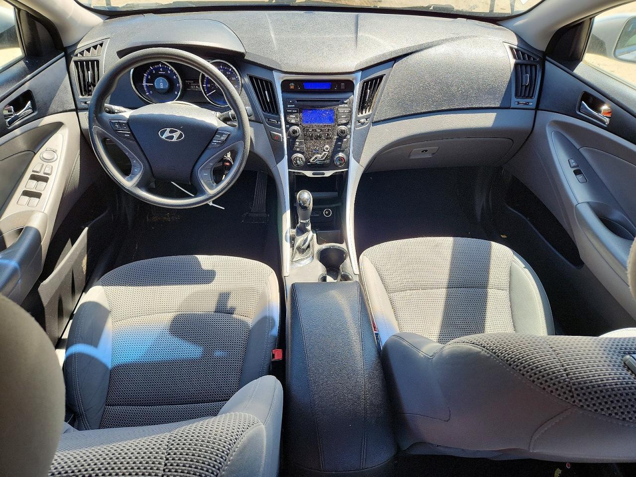 2012 HYUNDAI SONATA