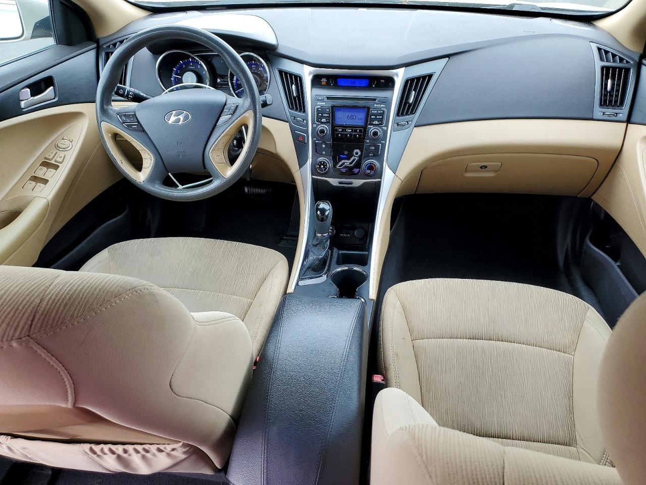 2011 HYUNDAI SONATA