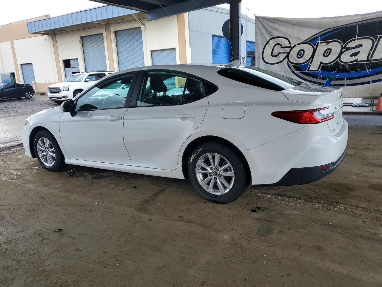 2025 TOYOTA CAMRY