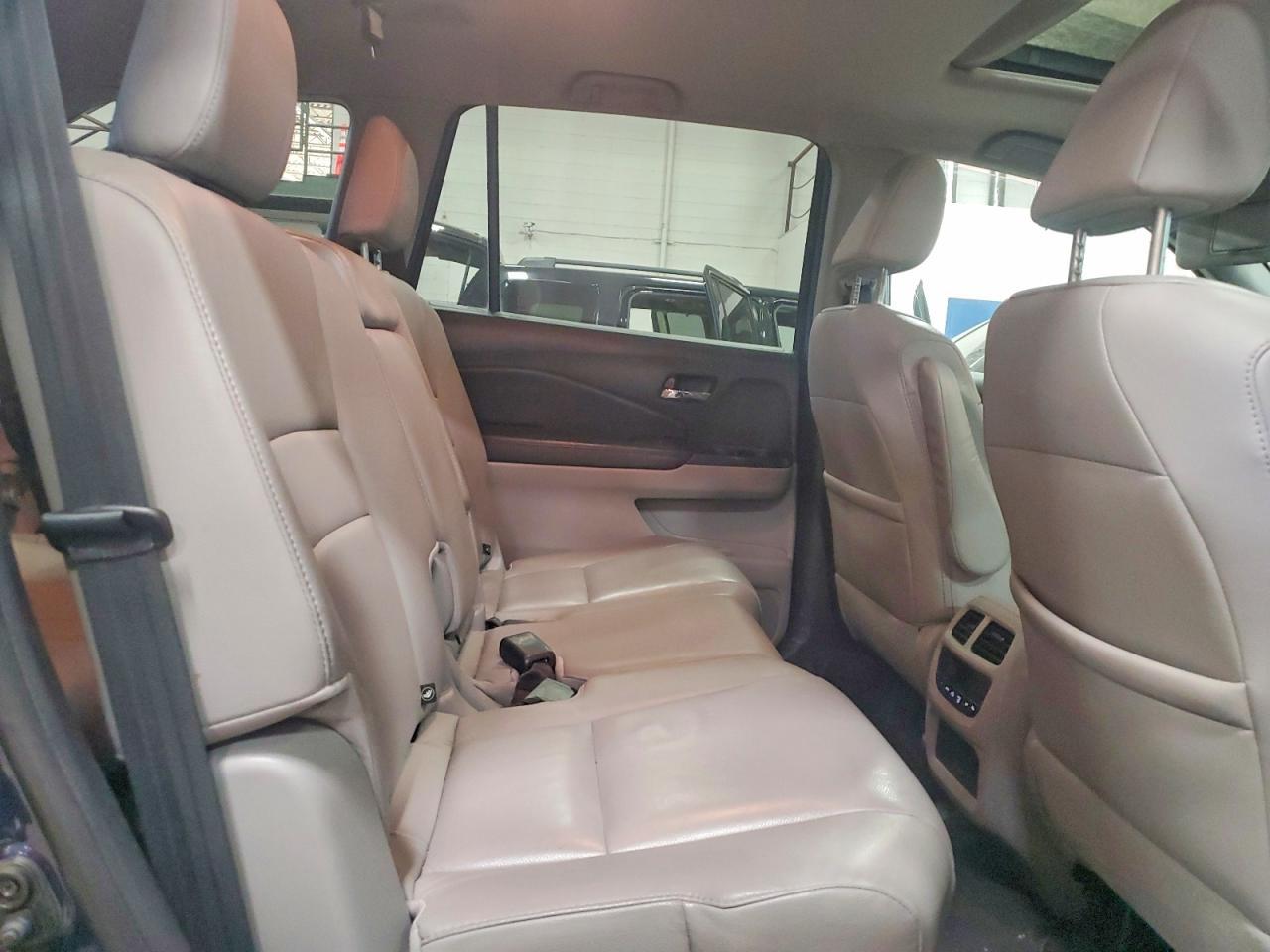 2016 HONDA PILOT