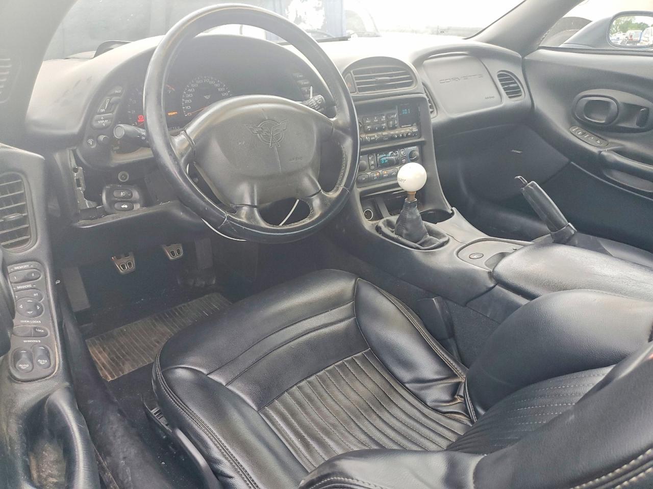 2001 CHEVROLET CORVETTE