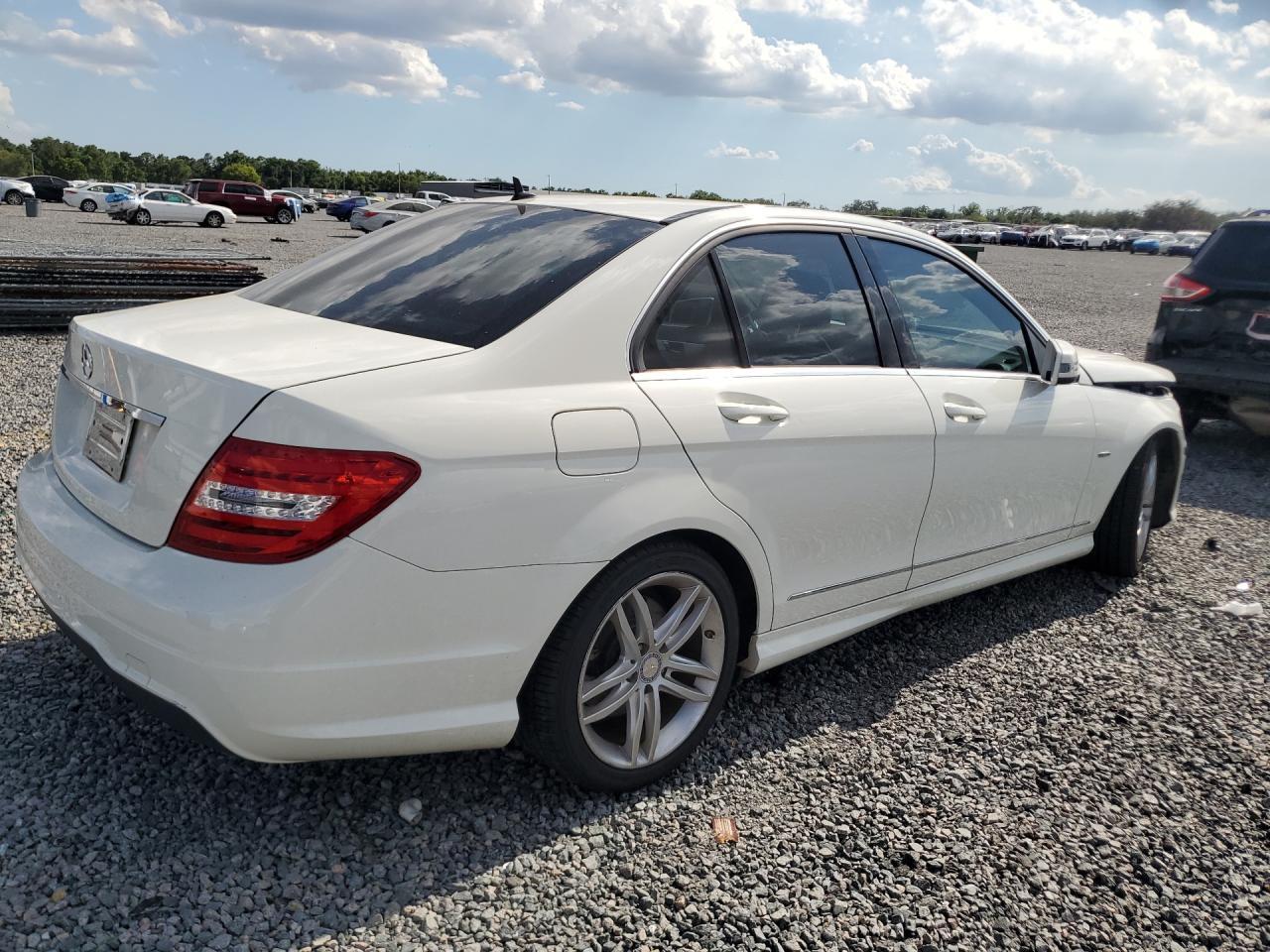 2012 MERCEDES-BENZ C-CLASS