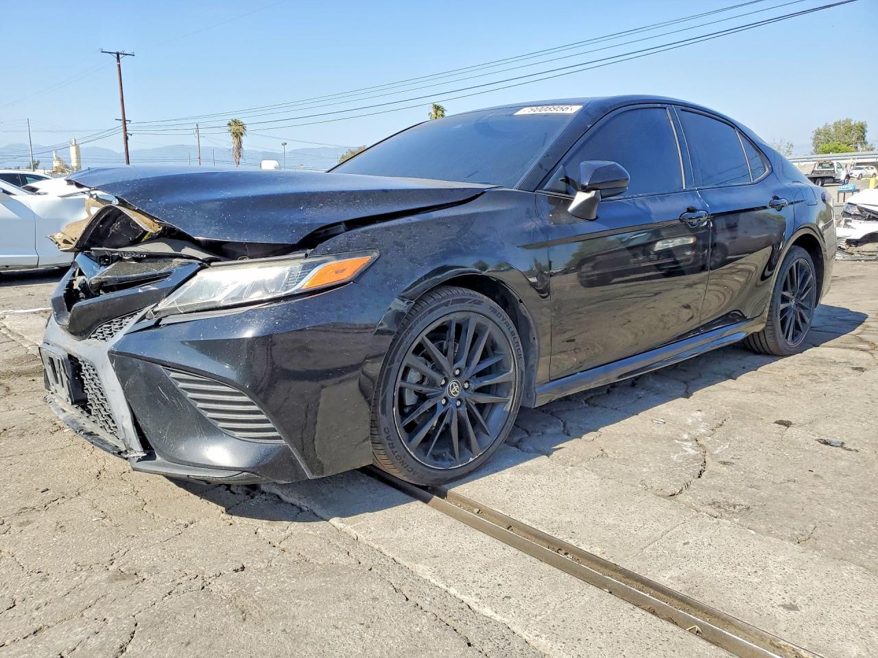 2018 TOYOTA CAMRY