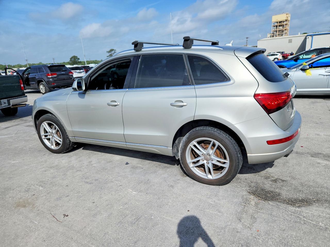 2014 AUDI Q5
