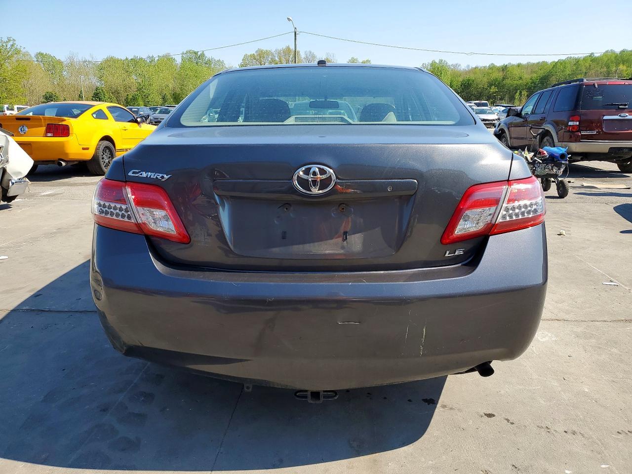 2010 TOYOTA CAMRY