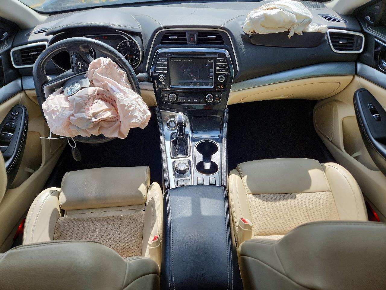 2017 NISSAN Maxima