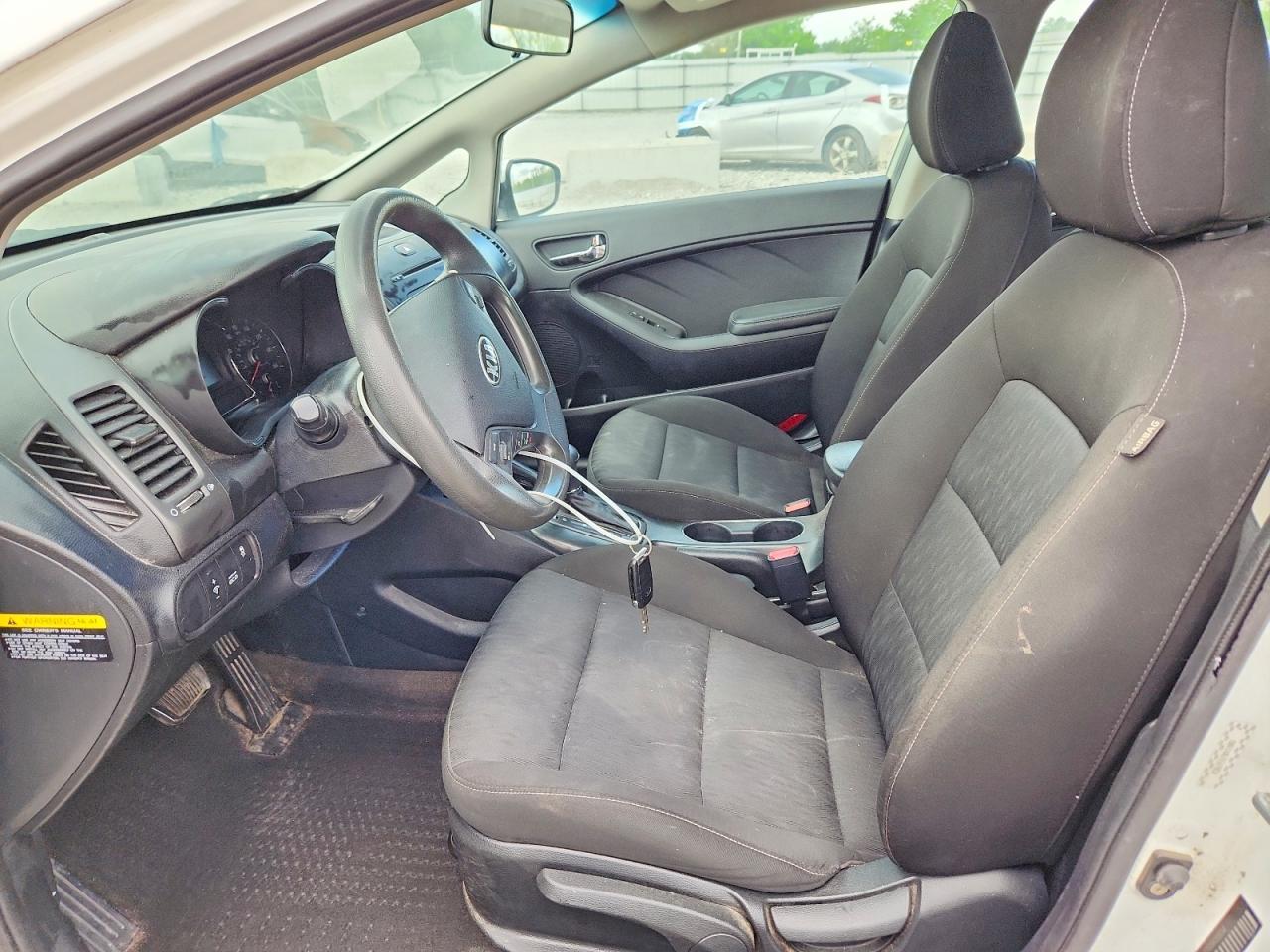2016 KIA FORTE