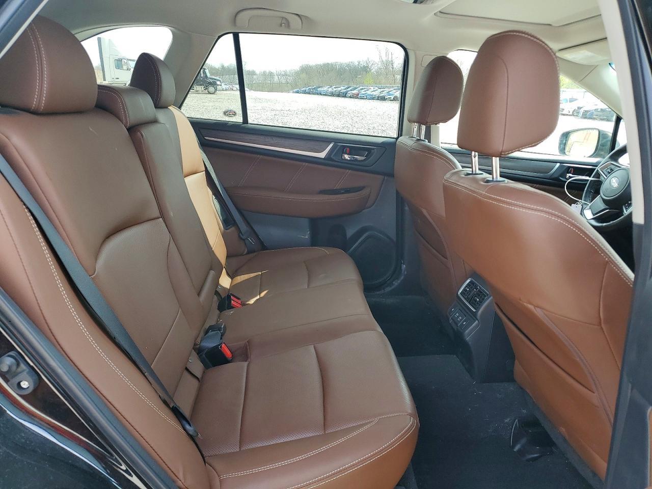 2019 SUBARU Outback