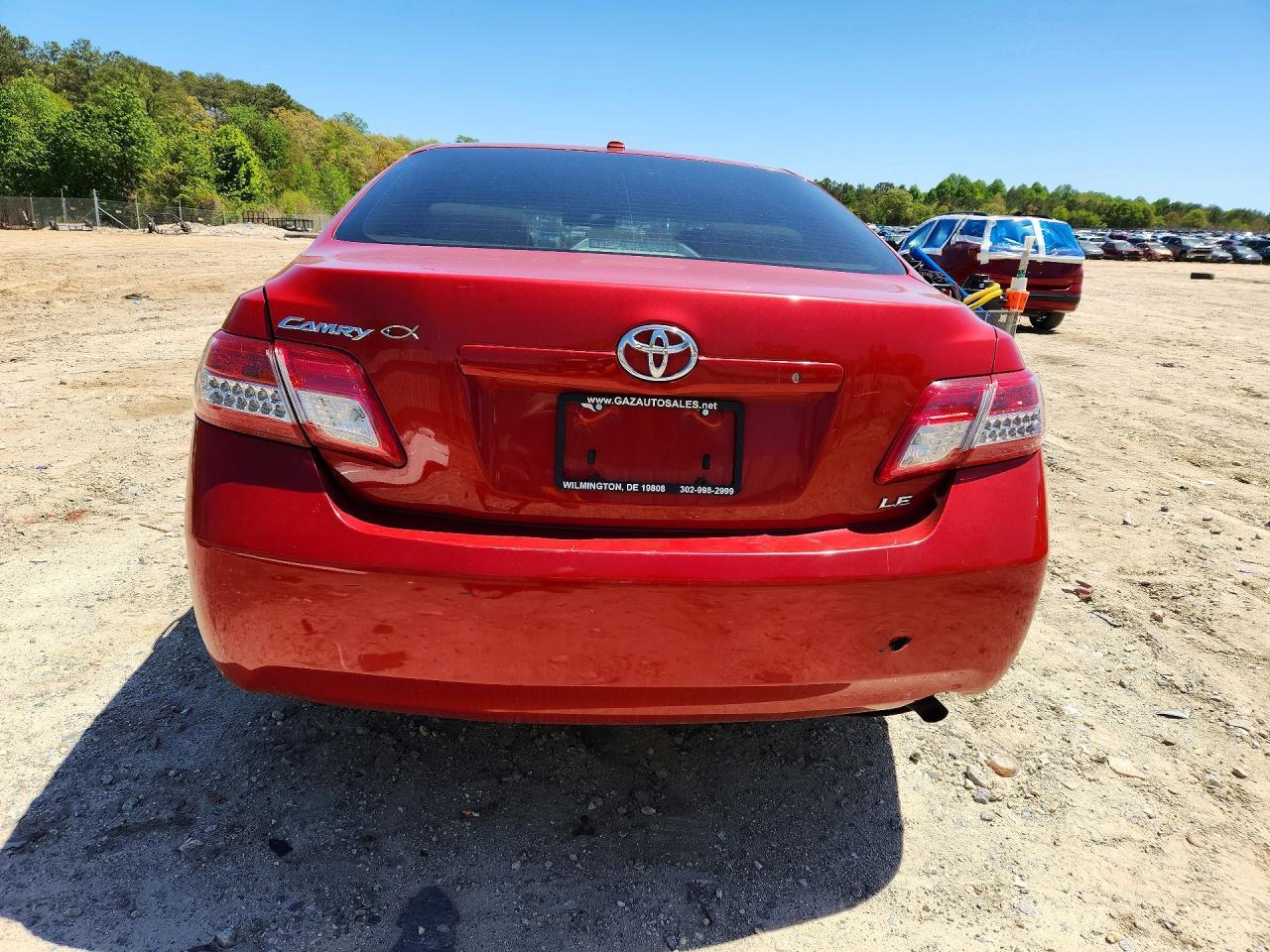 2011 TOYOTA CAMRY