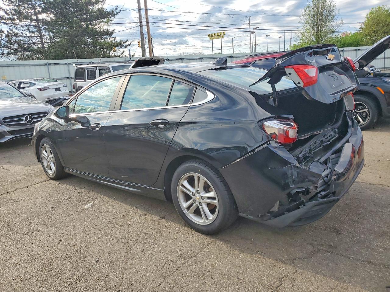 2017 CHEVROLET CRUZE