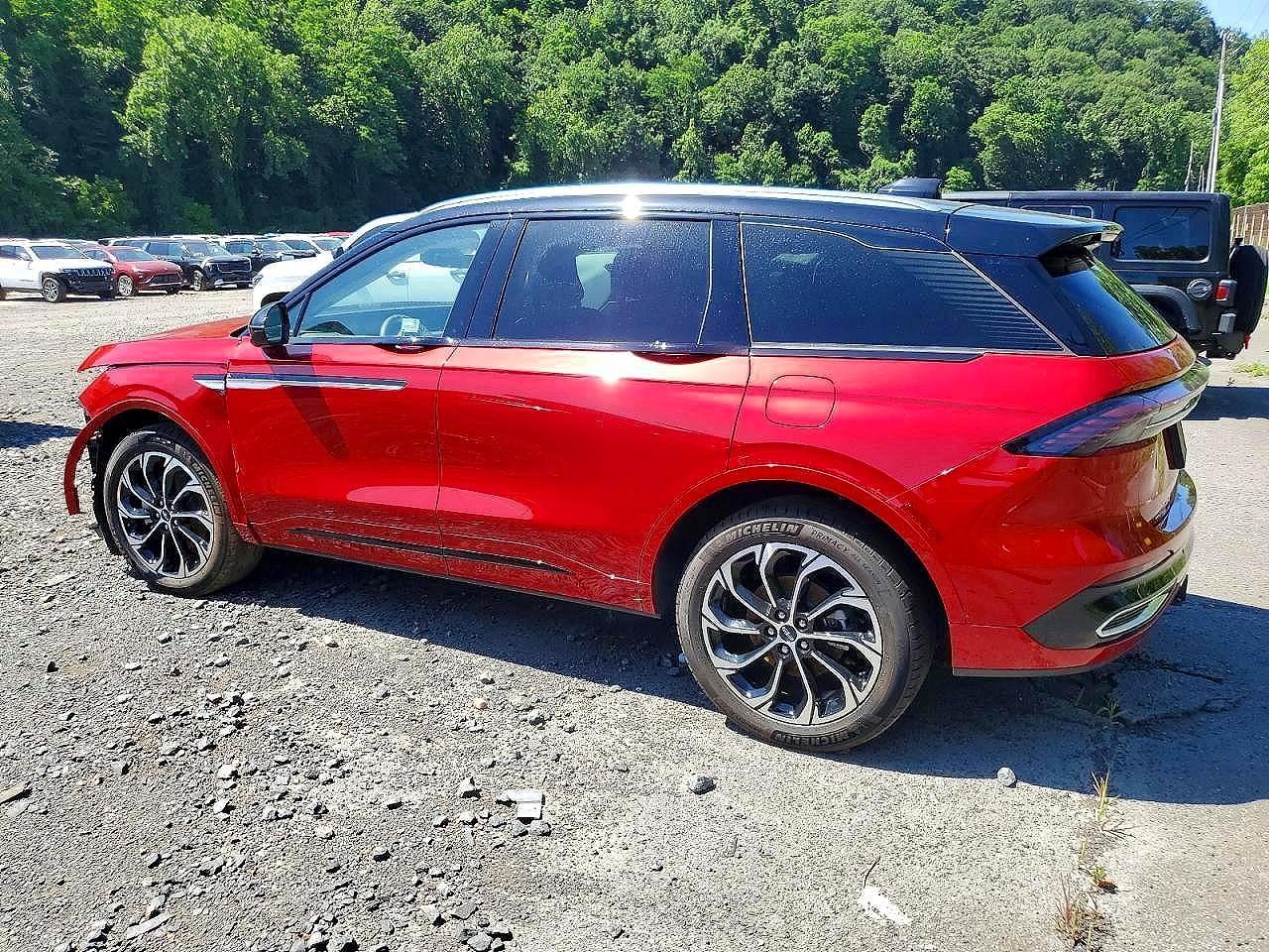 2025 LINCOLN Nautilus