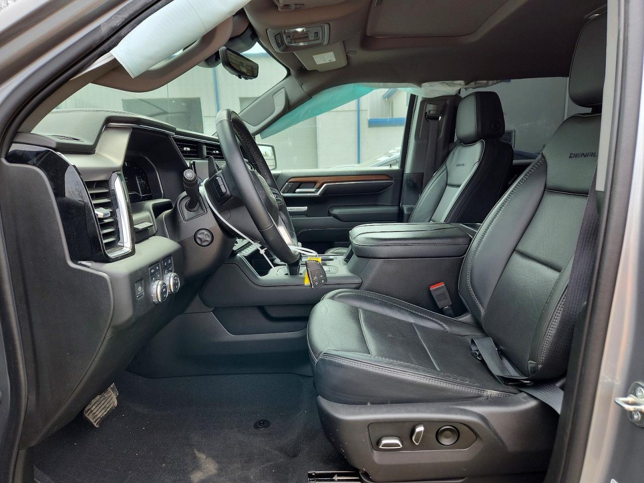 2023 GMC Sierra