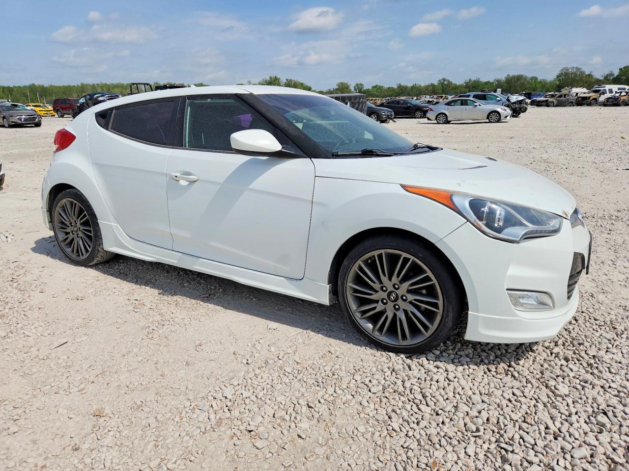 2013 HYUNDAI VELOSTER