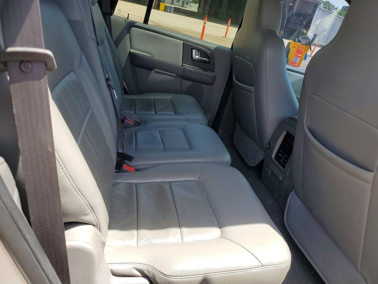 2005 FORD Expedition