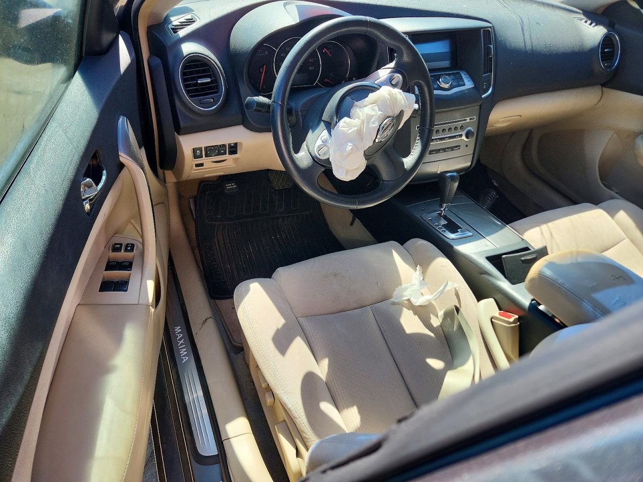 2014 NISSAN Maxima