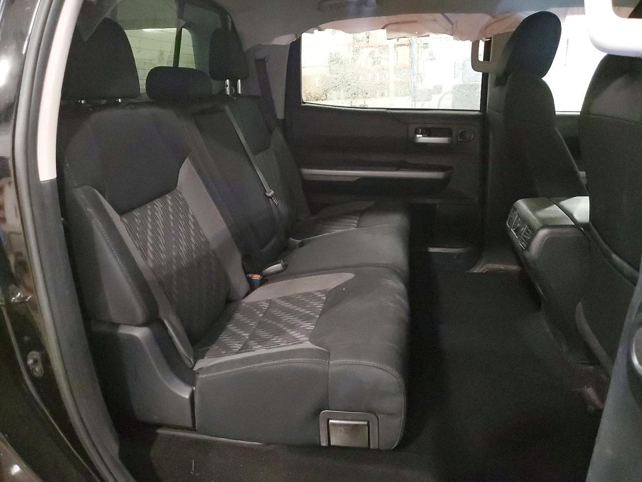 2018 TOYOTA TUNDRA