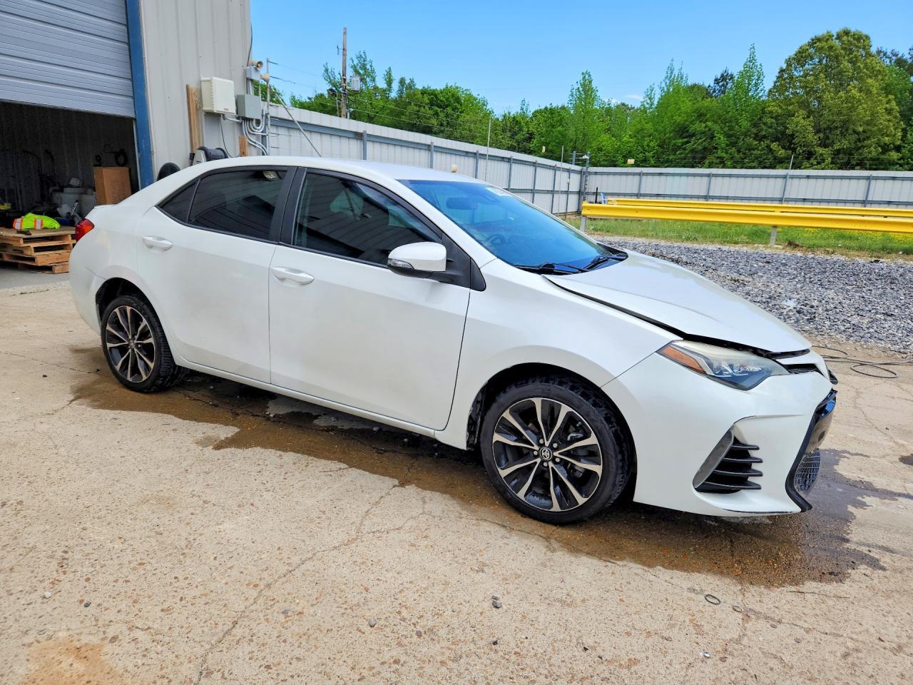 2018 TOYOTA COROLLA