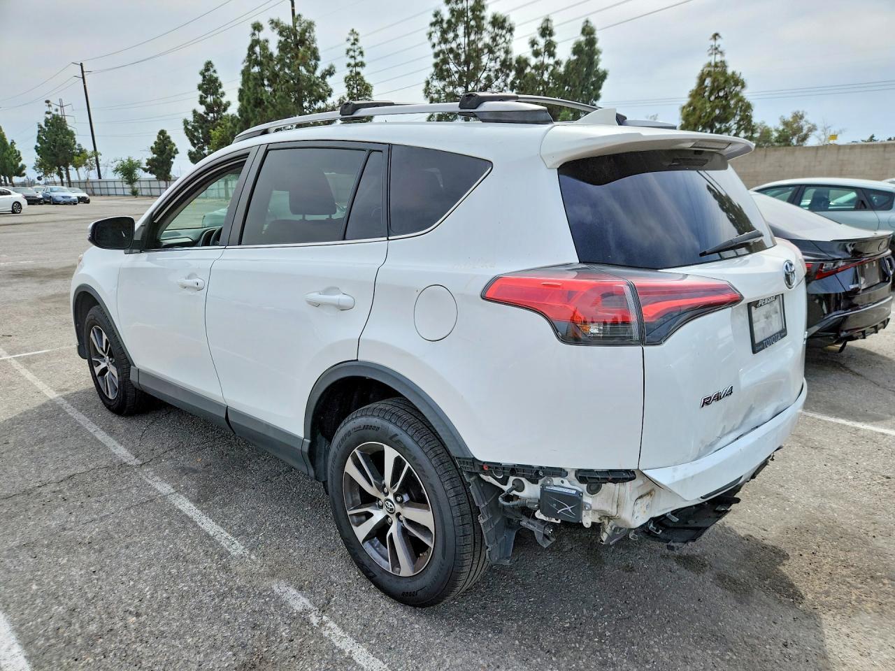 2018 TOYOTA RAV4