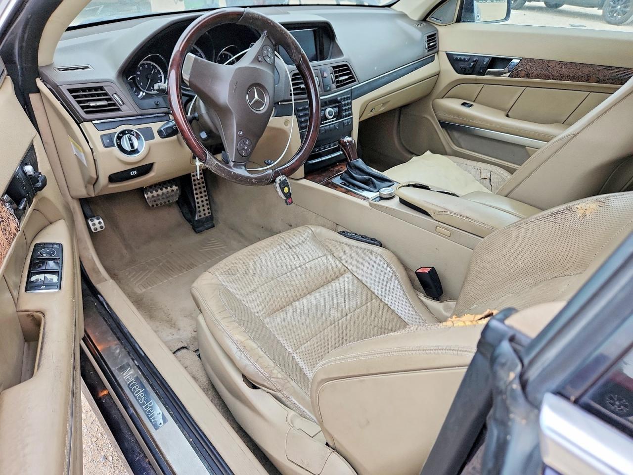 2011 MERCEDES-BENZ E-Class
