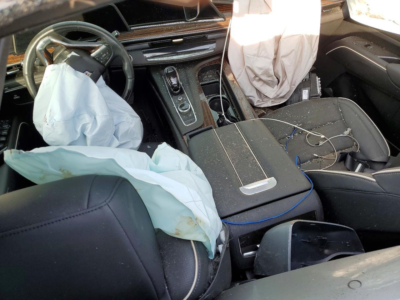 2024 CADILLAC ESCALADE